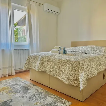 Seafront Captain Apartment