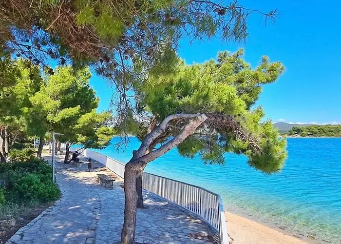 Seafront Captain Appartamento Jezera